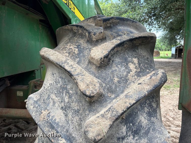 image for item EU0709 John Deere CTS II RWA combine