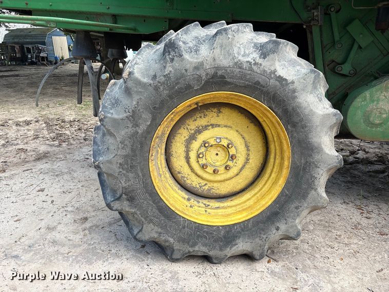 image for item EU0709 John Deere CTS II RWA combine