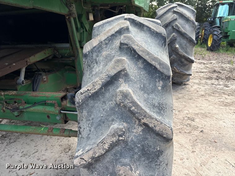 image for item EU0709 John Deere CTS II RWA combine