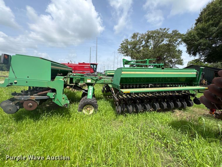 image for item EU0715 Great Plains 3S-4000 grain drill