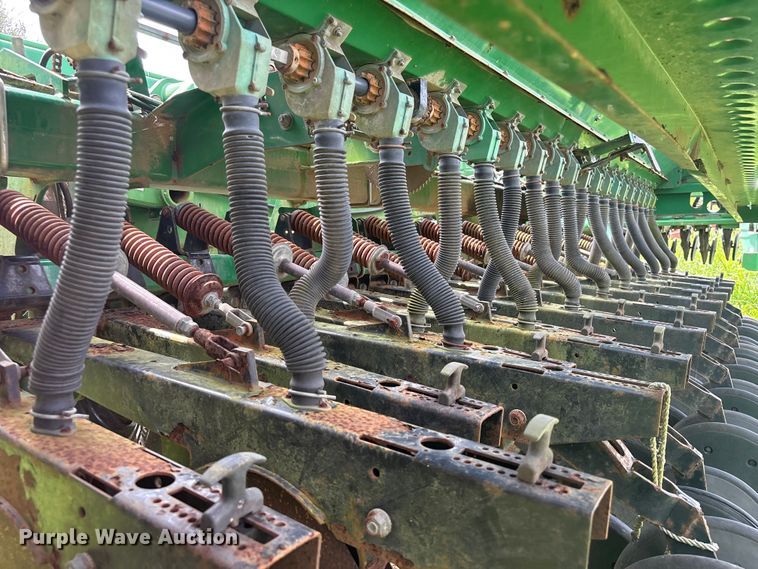 image for item EU0715 Great Plains 3S-4000 grain drill