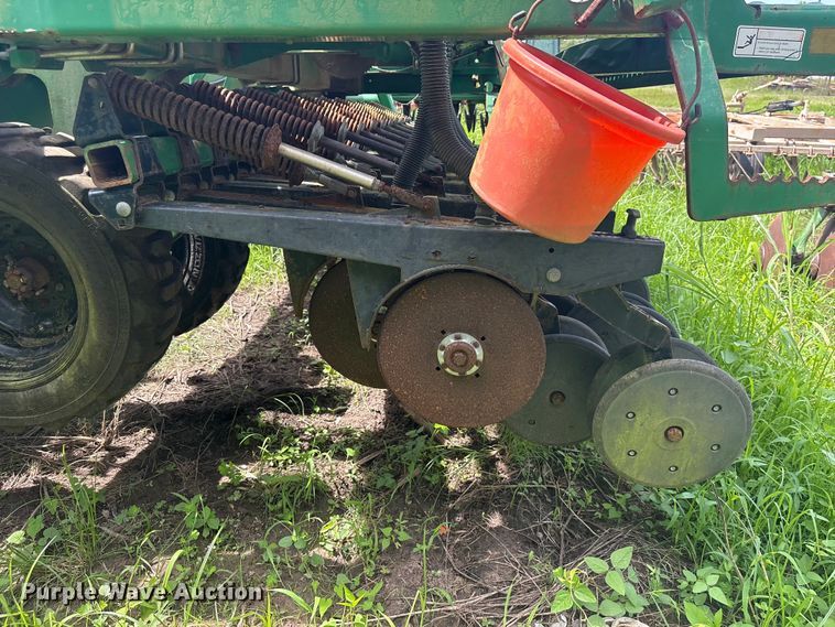 image for item EU0715 Great Plains 3S-4000 grain drill