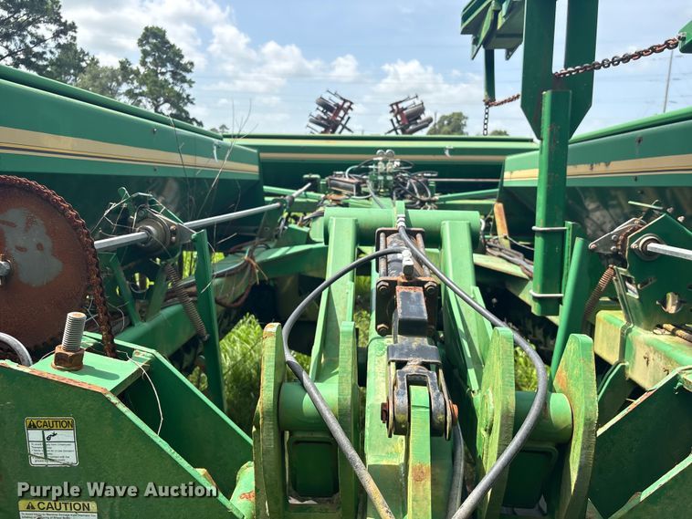 image for item EU0715 Great Plains 3S-4000 grain drill