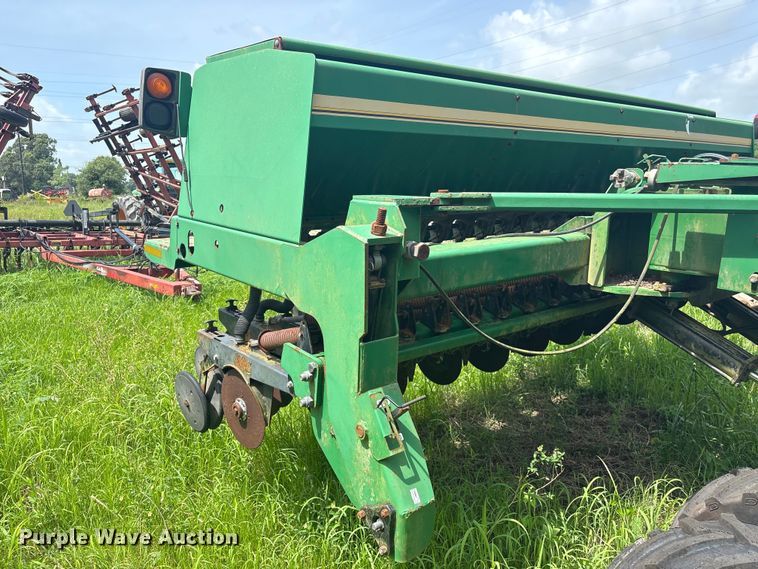image for item EU0715 Great Plains 3S-4000 grain drill