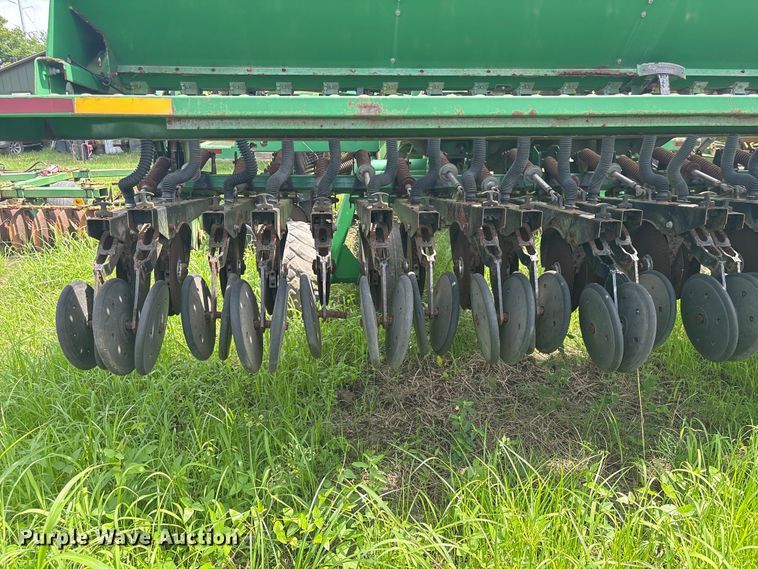 image for item EU0715 Great Plains 3S-4000 grain drill