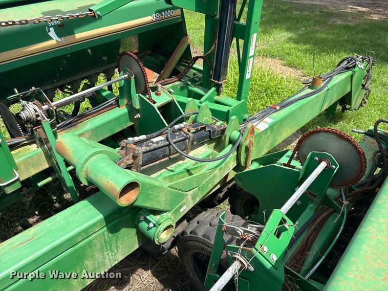 image for item EU0715 Great Plains 3S-4000 grain drill