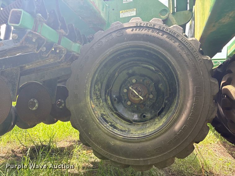 image for item EU0715 Great Plains 3S-4000 grain drill