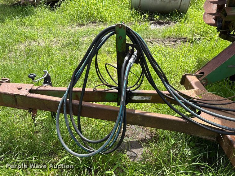 image for item EU0716 John Deere 630 tandem disk