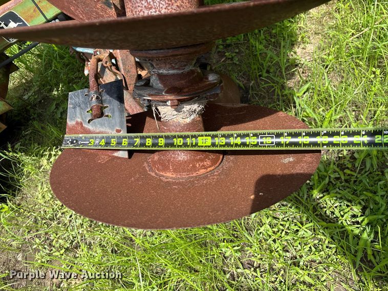 image for item EU0716 John Deere 630 tandem disk
