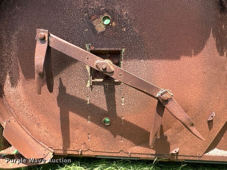 image for item EU0717 John Deere HX20 batwing rotary mower