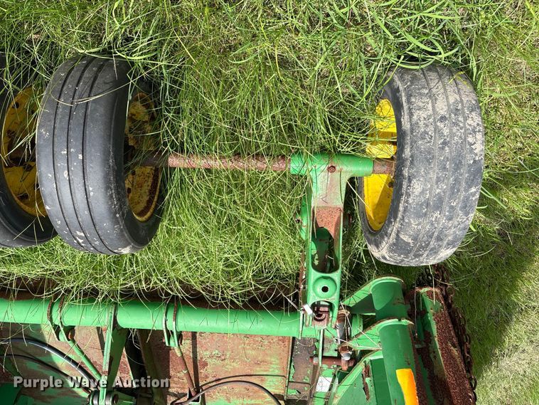image for item EU0717 John Deere HX20 batwing rotary mower