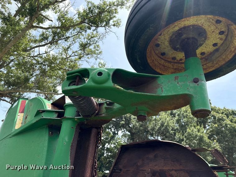 image for item EU0717 John Deere HX20 batwing rotary mower