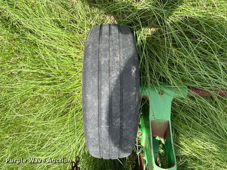 image for item EU0717 John Deere HX20 batwing rotary mower