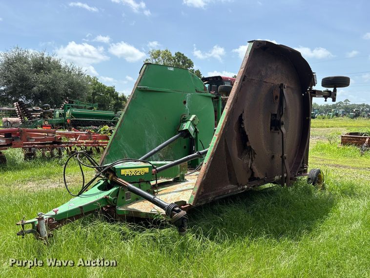 John Deere HX20 batwing rotary mower