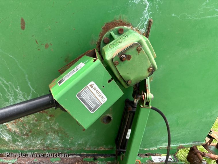 image for item EU0718 John Deere HX20 batwing rotary mower