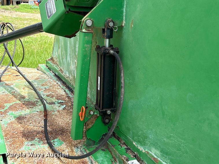 image for item EU0718 John Deere HX20 batwing rotary mower