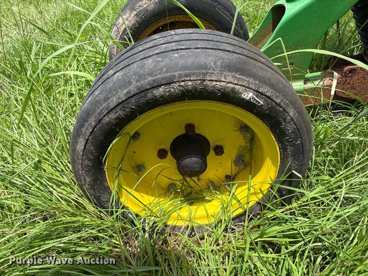 image for item EU0718 John Deere HX20 batwing rotary mower