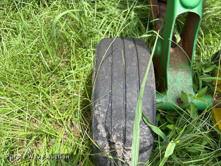 image for item EU0718 John Deere HX20 batwing rotary mower