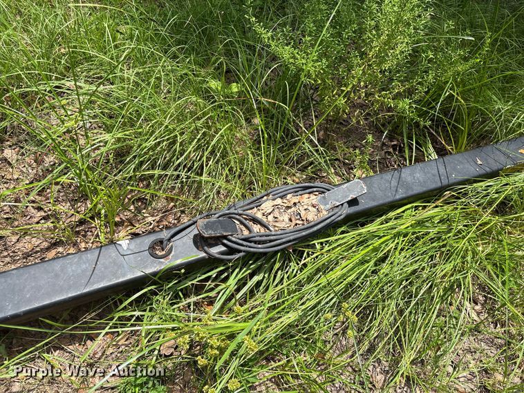 image for item EU0719 John Deere 925D draper head