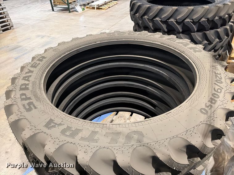 image for item EU5864 (4) Goodyear Ultra sprayer VF320/90R50 tires