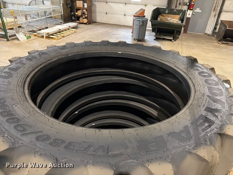 image for item EU5865 (4) Goodyear Ultra sprayer VF380/90R46 tires