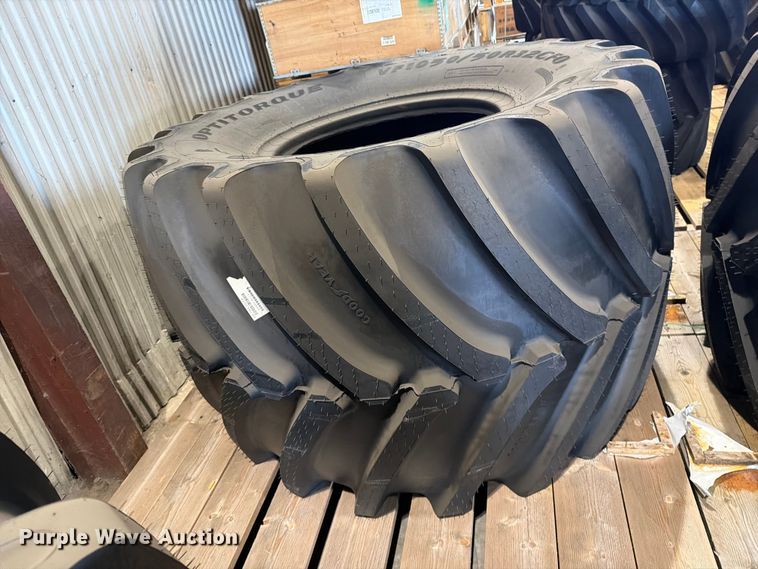 image for item EU5872 Goodyear Optitourqe VF105/50R32CF0 tire