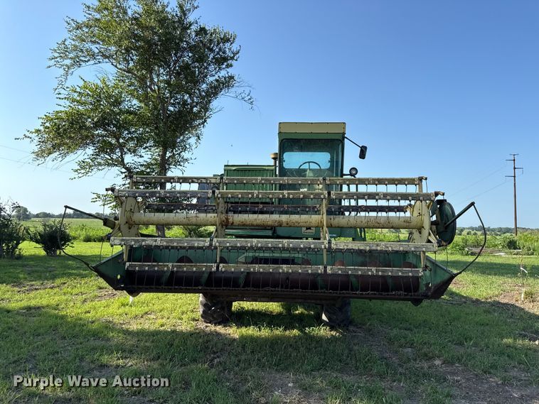 image for item EV6018 1973 John Deere 3300 combine