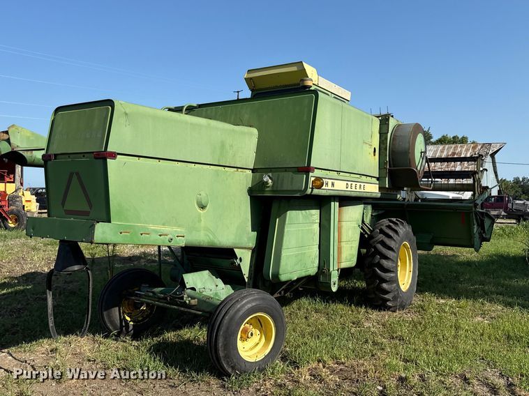 image for item EV6018 1973 John Deere 3300 combine