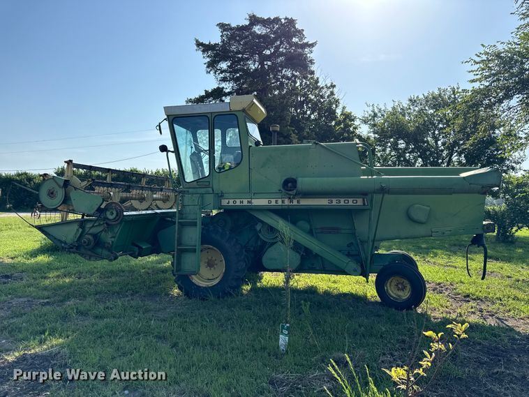 image for item EV6018 1973 John Deere 3300 combine