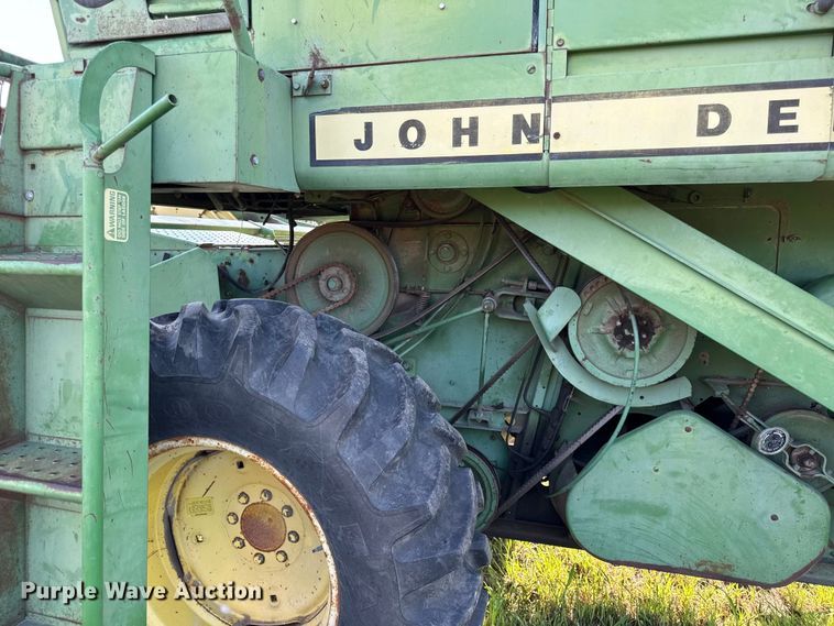 image for item EV6018 1973 John Deere 3300 combine