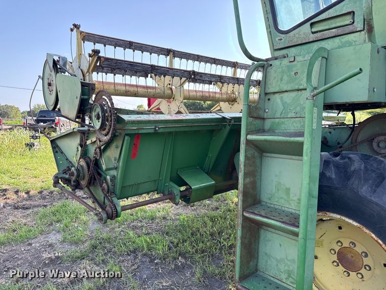 image for item EV6018 1973 John Deere 3300 combine