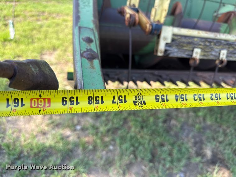 image for item EV6018 1973 John Deere 3300 combine