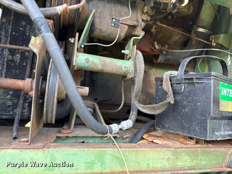 image for item EV6018 1973 John Deere 3300 combine