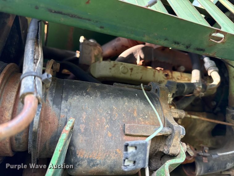 image for item EV6018 1973 John Deere 3300 combine