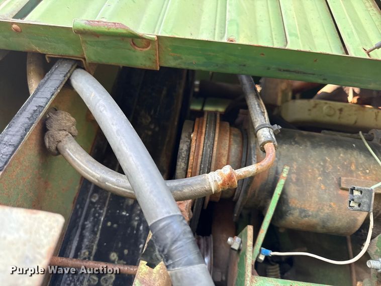 image for item EV6018 1973 John Deere 3300 combine