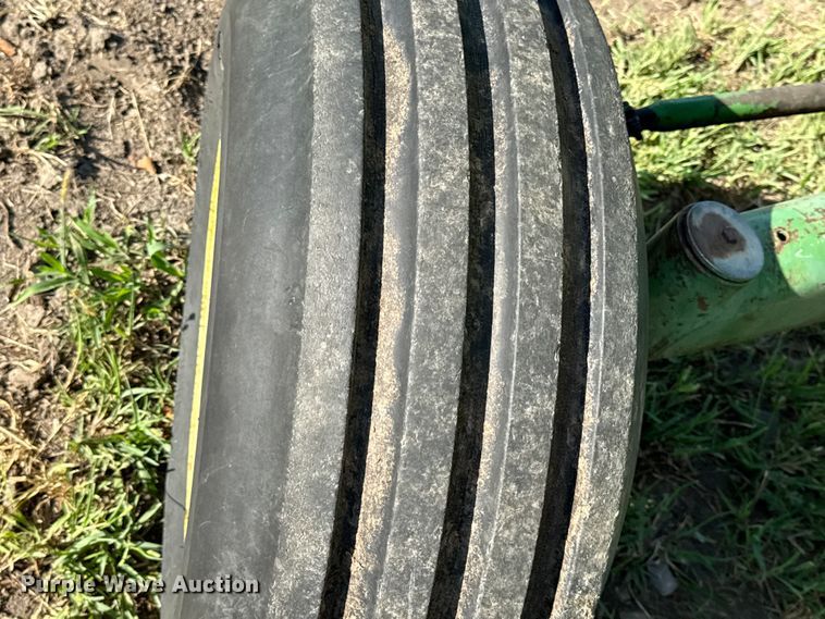 image for item EV6018 1973 John Deere 3300 combine