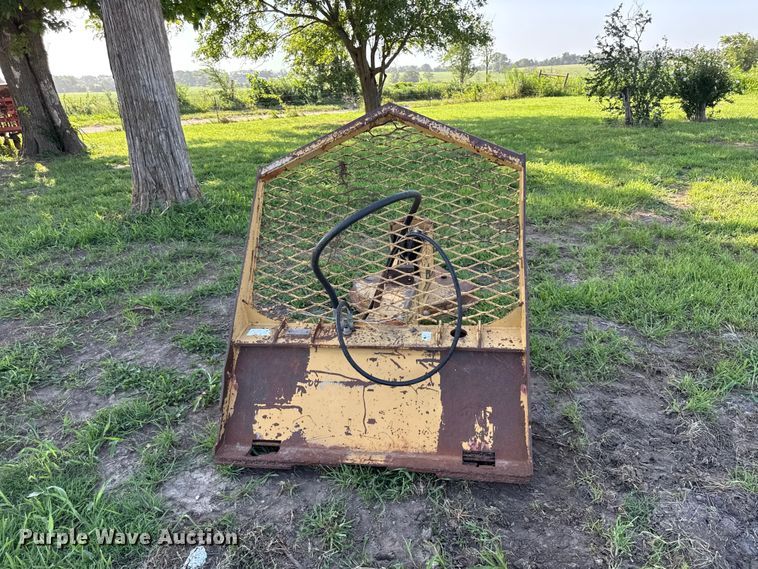 image for item EV6021 Turbo Saw skid steer tree saw