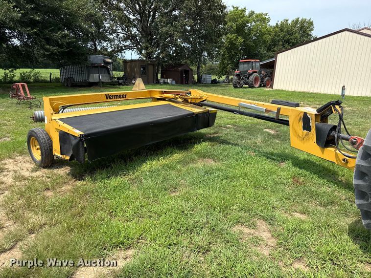 image for item EV6073 2009 Vermeer TM800 disc mower