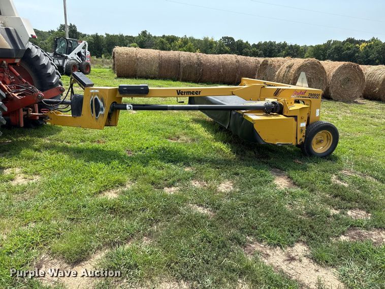 image for item EV6073 2009 Vermeer TM800 disc mower