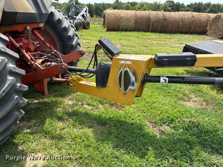 image for item EV6073 2009 Vermeer TM800 disc mower