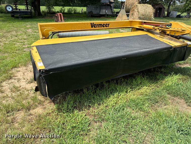 image for item EV6073 2009 Vermeer TM800 disc mower