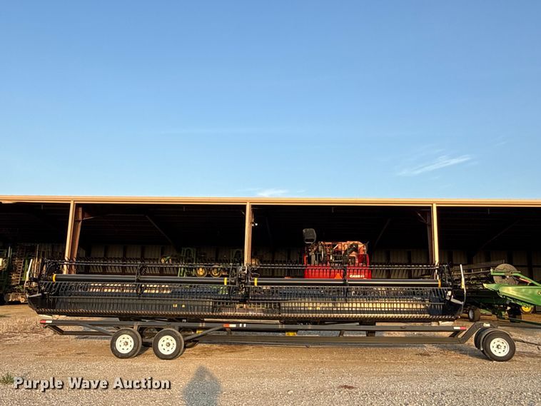 image for item EV6084 2019 MacDon FD135 flex draper head