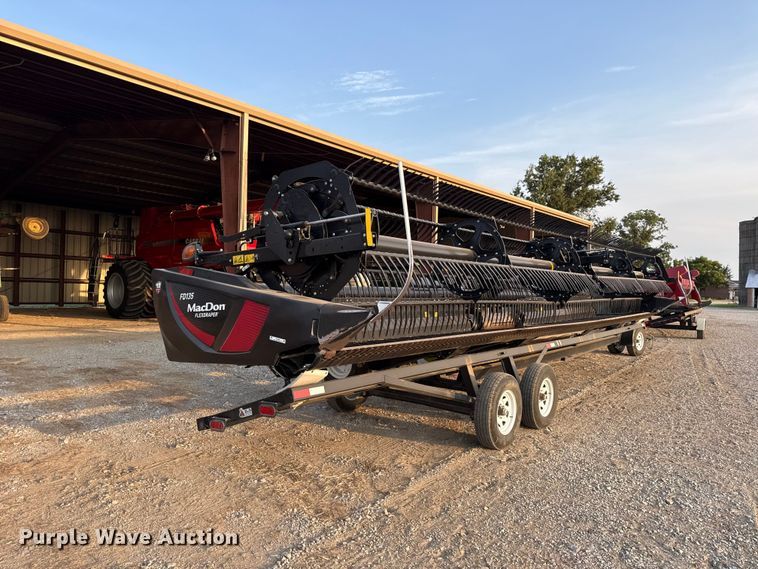 image for item EV6084 2019 MacDon FD135 flex draper head