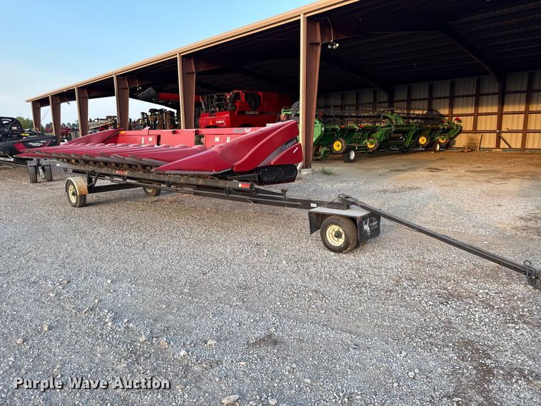 image for item EV6085 2013 Case IH 3412 corn head
