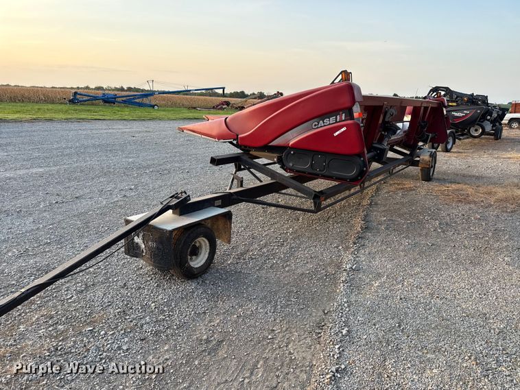 image for item EV6085 2013 Case IH 3412 corn head