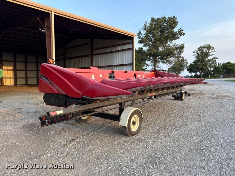 image for item EV6085 2013 Case IH 3412 corn head