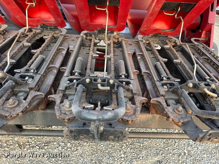 image for item EV6085 2013 Case IH 3412 corn head