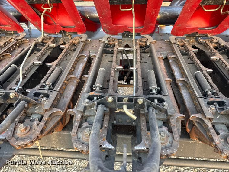 image for item EV6085 2013 Case IH 3412 corn head