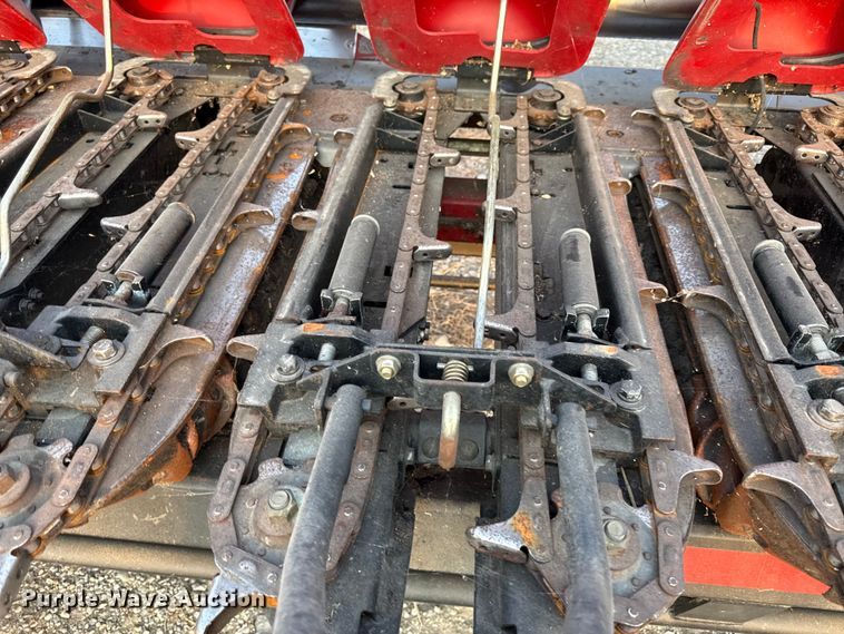 image for item EV6085 2013 Case IH 3412 corn head