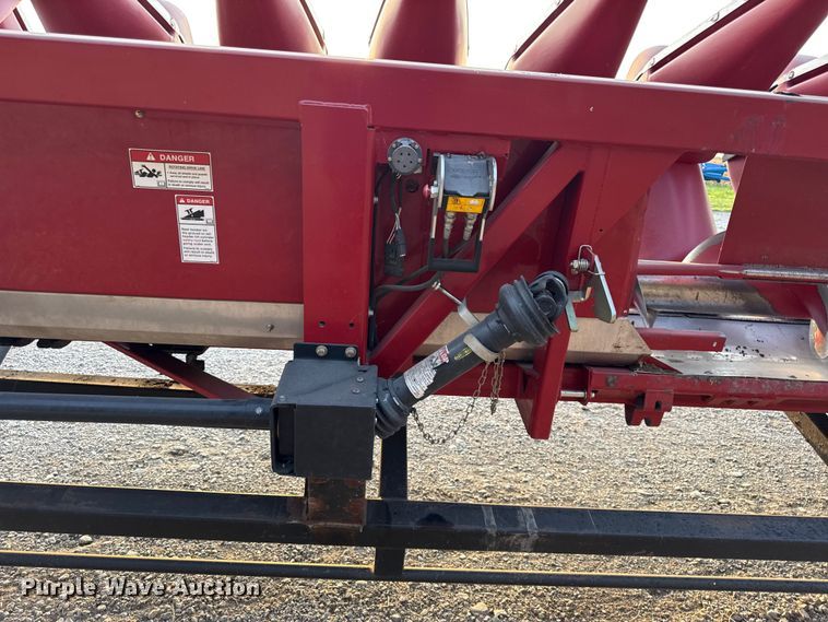 image for item EV6085 2013 Case IH 3412 corn head